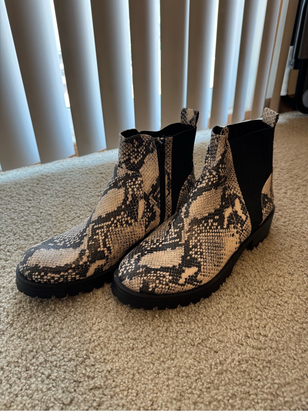 Universal Thread Snake-Print Chelsea Booties in Black & Cream